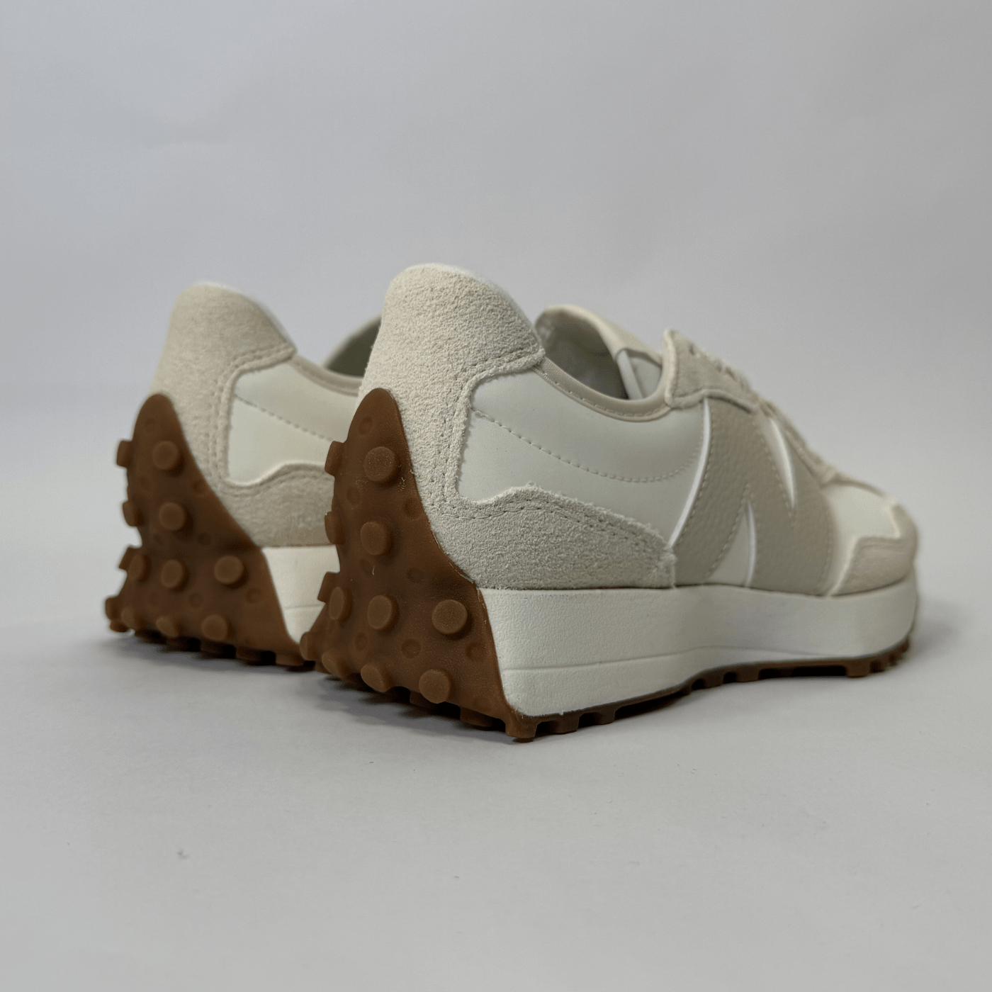 327 - Image 3