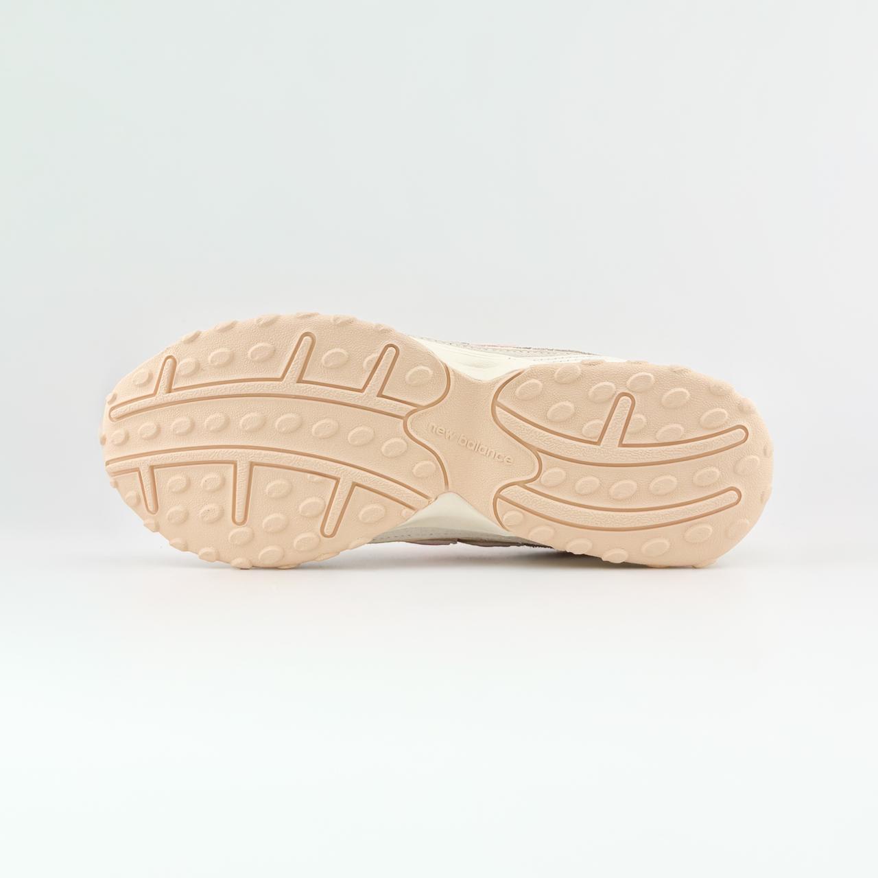 New Balance 204L - Image 4