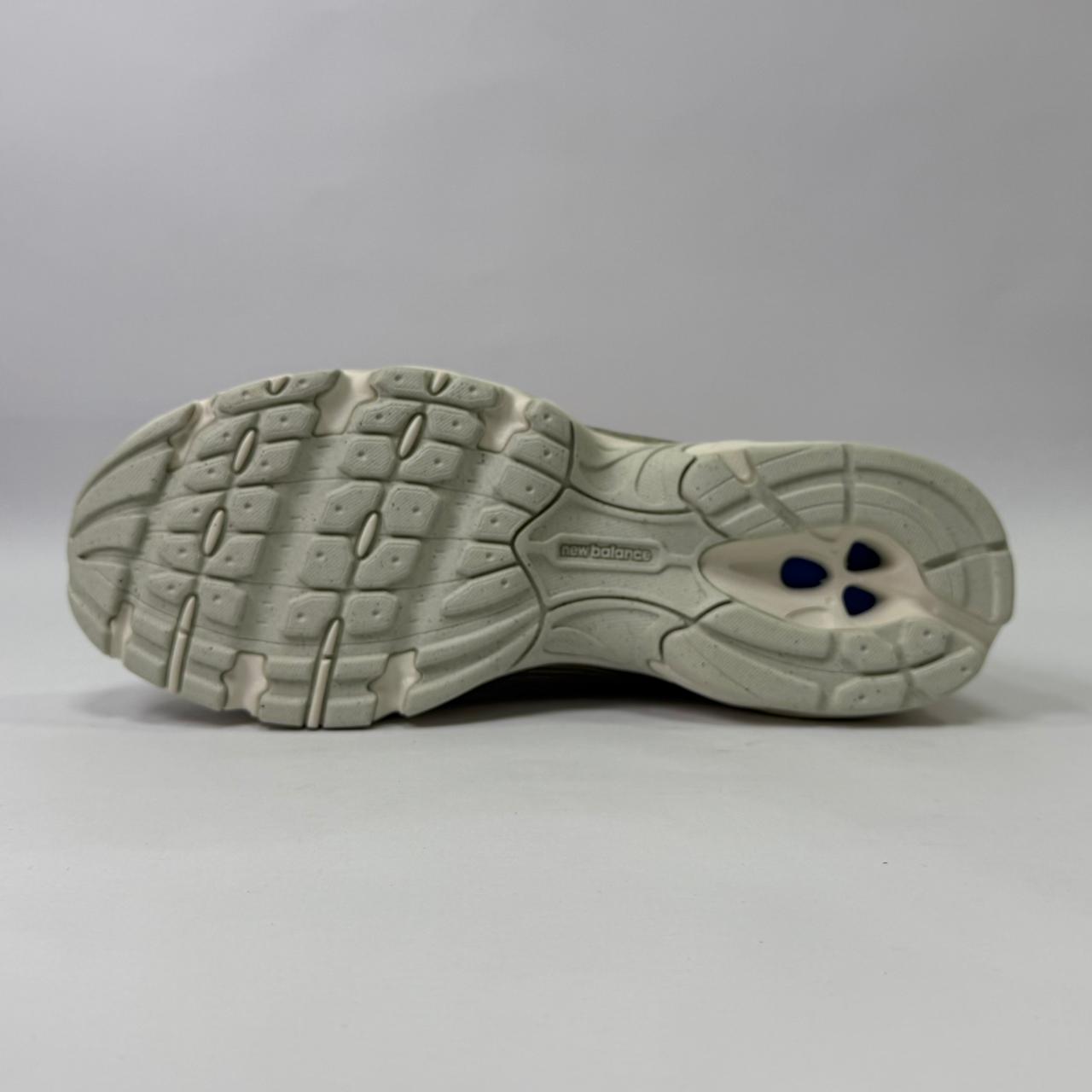 530 - Brown Beige - Image 4