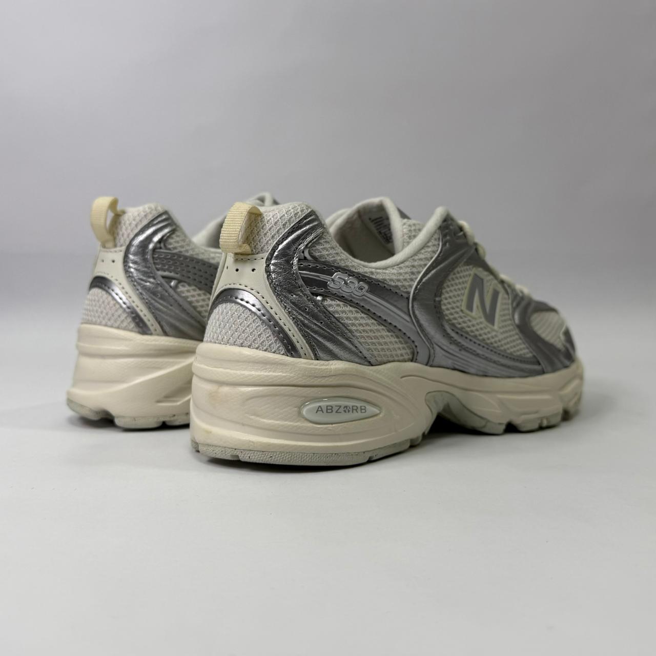 530 - Grey Grey - Image 3