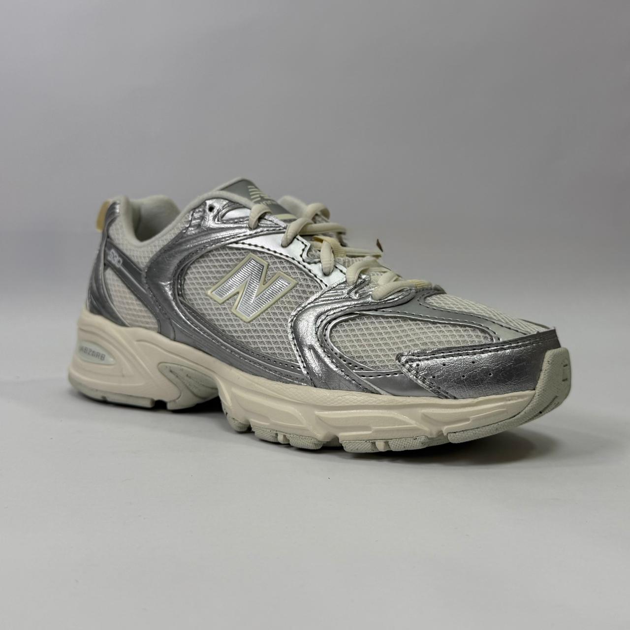 530 - Grey Grey - Image 2